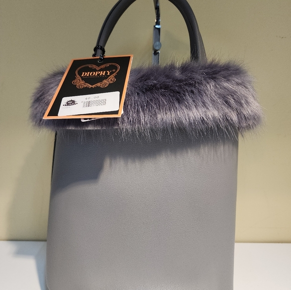 Handbag - Picture 3 of 3